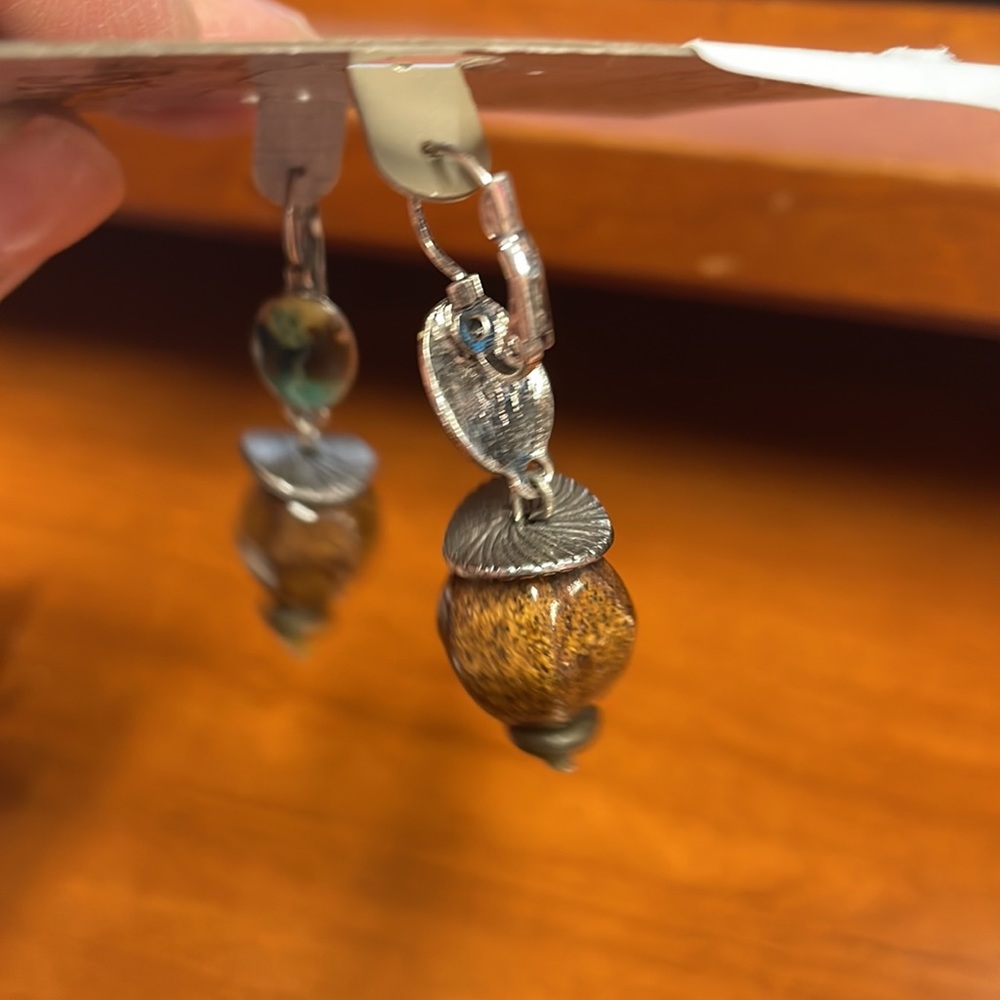 Clip On Earring bundle - Picture 7 of 16